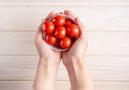 ಟೊಮೇಟೊ/ಗೂರೆ ಹಣ್ಣು