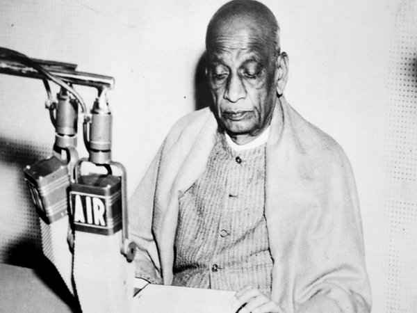 ಭಾರತ ರತ್ನ ಉಕ್ಕಿನ ಮನುಷ್ಯ ಭಾರತ ಏಕೀಕರಣದ ಪಿತಾಮಹ ನಮ್ಮ ಸರ್ದಾರ್ ವಲ್ಲಭಭಾಯ್ ಪಟೇಲ್ 2 ಭಾರತ ರತ್ನ ಉಕ್ಕಿನ ಮನುಷ್ಯ ಭಾರತ ಏಕೀಕರಣದ ಪಿತಾಮಹ ನಮ್ಮ ಸರ್ದಾರ್ ವಲ್ಲಭಭಾಯ್ ಪಟೇಲ್