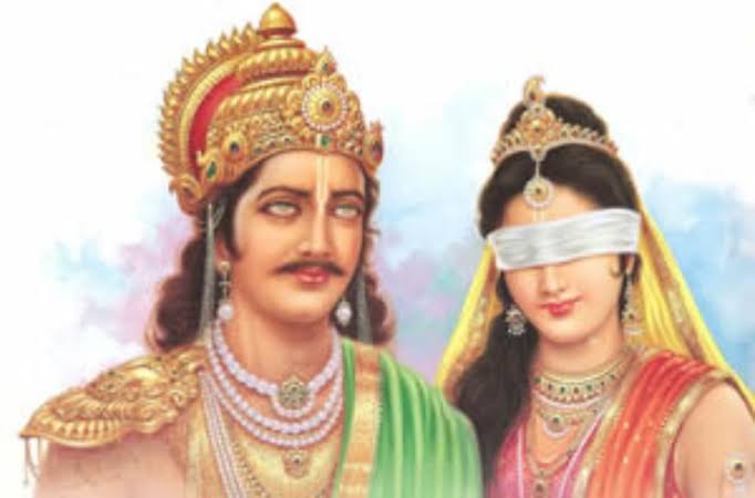 ಹಸ್ತಿನಾಪುರದ ರಾಜ ಧೃತರಾಷ್ಟ್ರ