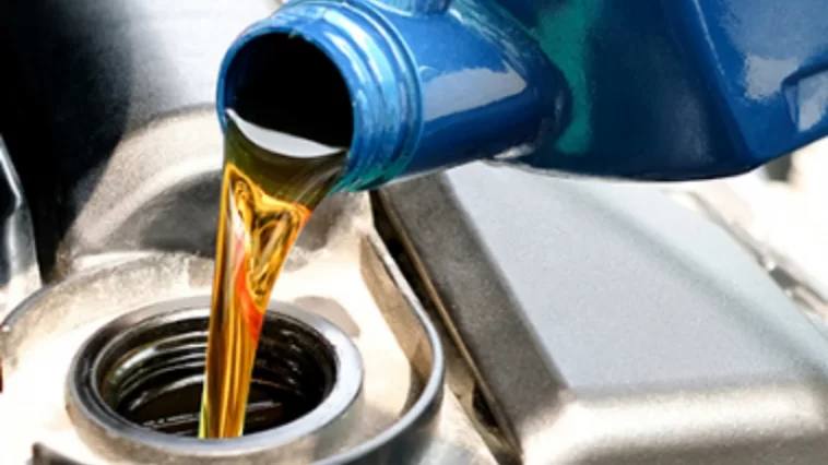 ಪೆಟ್ರೋಲ್ ಭೂ ಗರ್ಭದಲ್ಲಿ ಸಿಗುವ ದ್ರವ 1 ಪೆಟ್ರೋಲ್