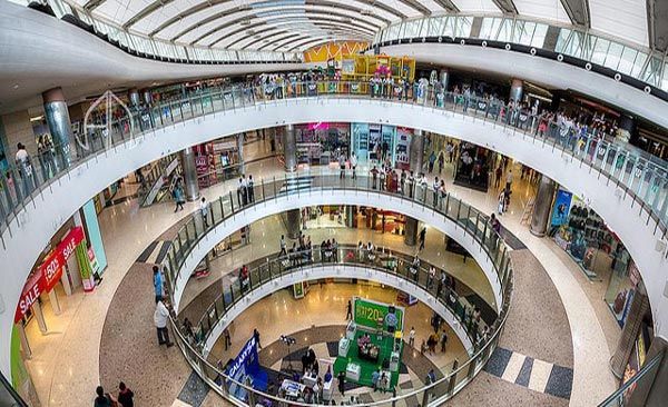 ಬೆಂಗಳೂರಿನಲ್ಲಿ ಇರುವ ಕೆಲವು ಪ್ರಸಿದ್ಧ ಶಾಪಿಂಗ್ ಮಾಲ್ ಗಳು
