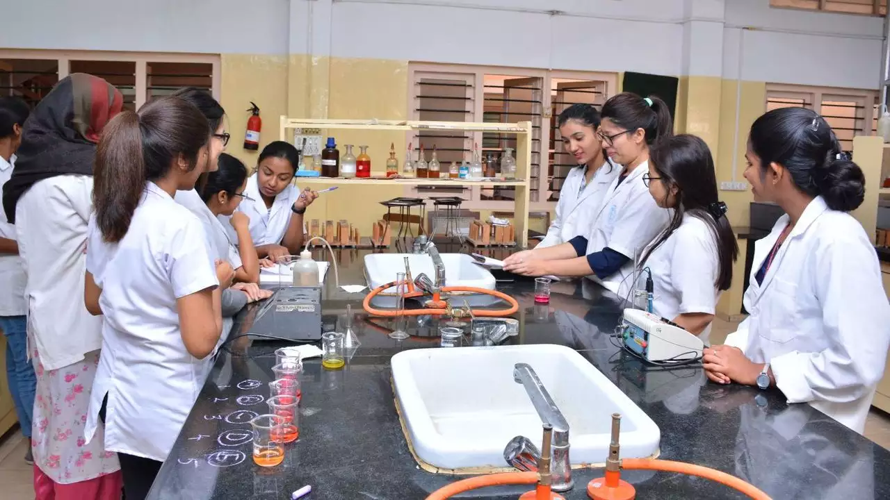 ಫೆಬ್ರವರಿ 11ರಂದು, ವಿಜ್ಞಾನದಲ್ಲಿ ಮಹಿಳಾ ಮತ್ತು ಹುಡುಗಿಯರ ಅಂತರರಾಷ್ಟ್ರೀಯ ದಿನವಾಗಿ ಆಚರಿಸಲಾಗುತ್ತದೆ 1 ವಿಜ್ಞಾನದಲ್ಲಿ ಮಹಿಳಾ ಮತ್ತು ಹುಡುಗಿಯರ ಅಂತರರಾಷ್ಟ್ರೀಯ ದಿನ