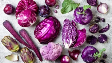 ನೇರಳೆ ಬಣ್ಣದ ಹಣ್ಣು-ತರಕಾರಿ